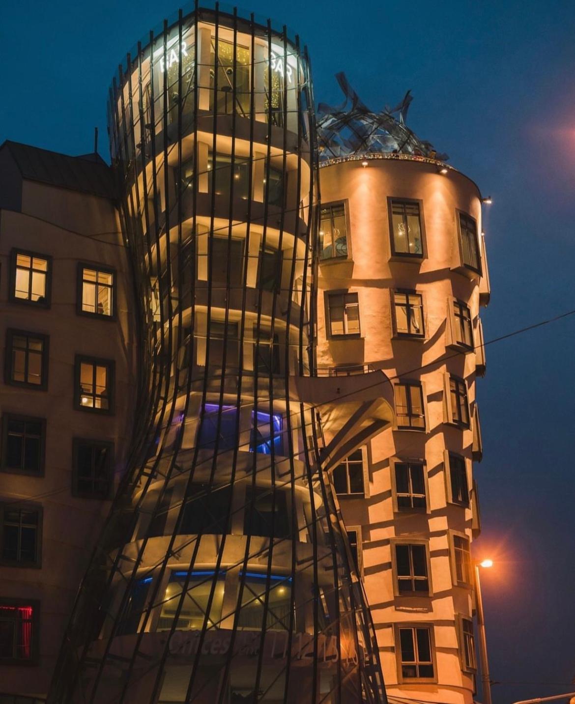 Mezonetovy Apartman V Centru Praga Exterior foto